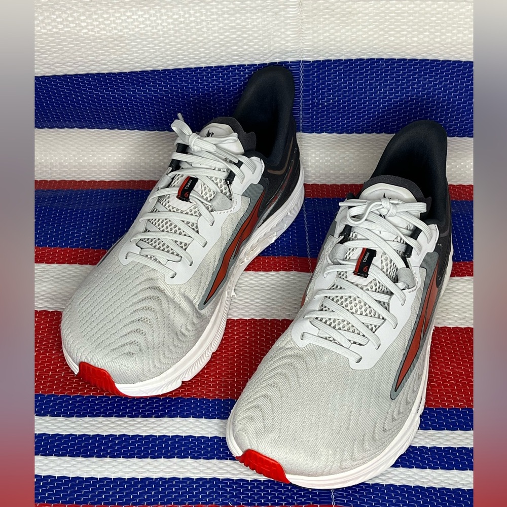 Men's Altra Torin 6 Running Shoes - Size 12 - Gray / Red Athletic Sneakers EUC - Picture 7 of 16